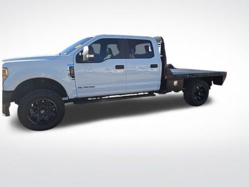 Used 2022 Ford F250 XL w/ Power Equipment Group image 3