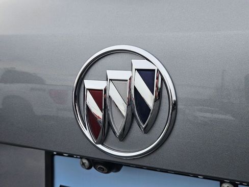 Used 2023 Buick Envision Preferred image 31