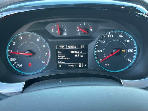 Used 2021 Chevrolet Traverse LS image 24