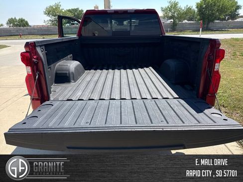 Used 2025 Chevrolet Silverado 1500 LTZ AWD/4WD image 22