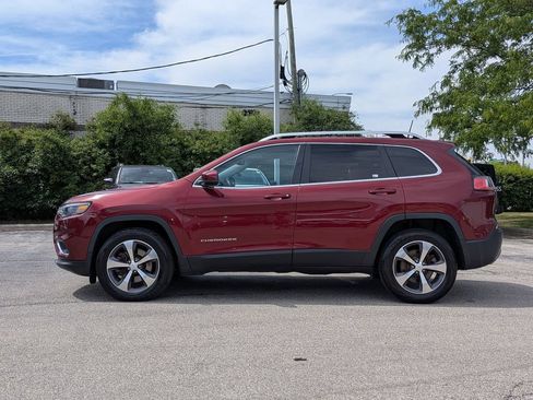 Used 2019 Jeep Cherokee Limited w/ Technology Group AWD/4WD image 4