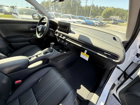 New 2026 Honda HR-V EX-L image 34