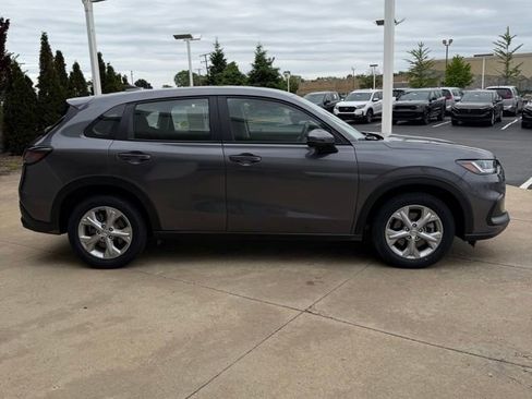 Certified 2024 Honda HR-V LX image 6