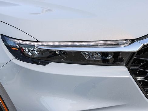 Used 2024 Honda CR-V EX-L image 4