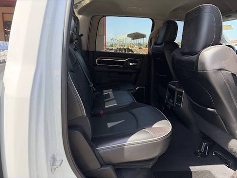 Used 2023 RAM 2500 Laramie AWD/4WD image 15