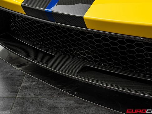 Used 2020 Ford GT Carbon Series RWD image 15