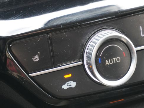 Used 2023 Honda Civic EX-L image 24