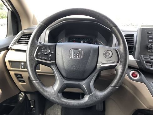 Certified 2021 Honda Odyssey LX image 19