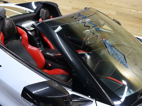 Used 2024 Chevrolet Corvette Stingray Premium Conv w/ Z51 Performance Package image 29