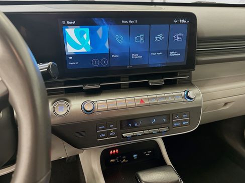 Used 2024 Hyundai Kona SEL AWD/4WD image 26