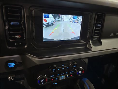 Used 2023 Ford Bronco Black Diamond w/ Sasquatch Package image 24