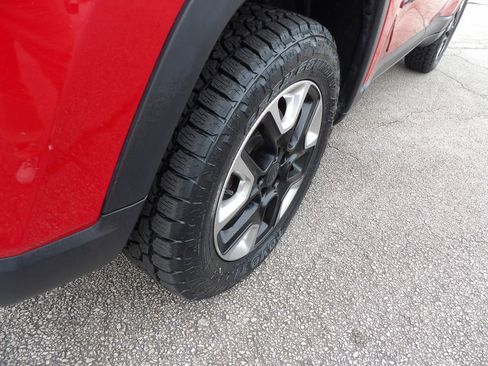 Used 2018 Jeep Compass Trailhawk image 15