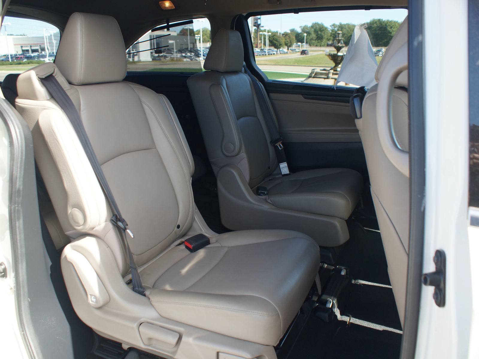 Used 2019 Honda Odyssey Elite image 25
