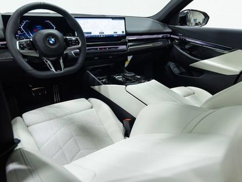 New 2027 BMW 530i xDrive w/ M Sport Package AWD/4WD image 22