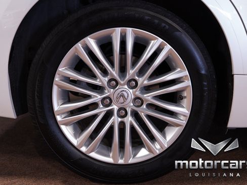 Used 2016 Lexus ES 350 w/ Accessory Package FWD image 19