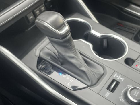 Used 2021 Toyota Highlander XSE image 24