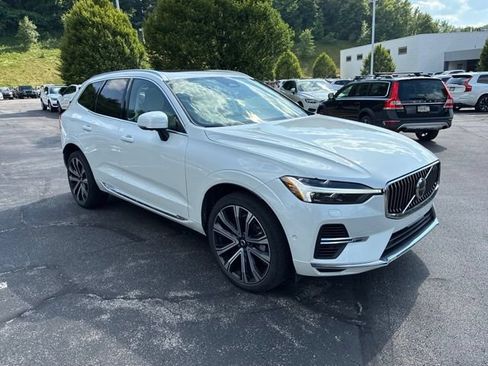 Used 2023 Volvo XC60 T8 Ultimate w/ Climate Package AWD/4WD image 7