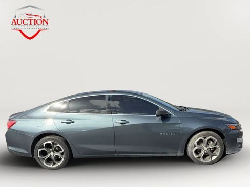 Used 2021 Chevrolet Malibu LT FWD image 4