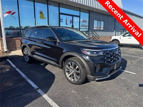 Certified 2025 Ford Explorer Platinum w/ Ultimate Package image 1