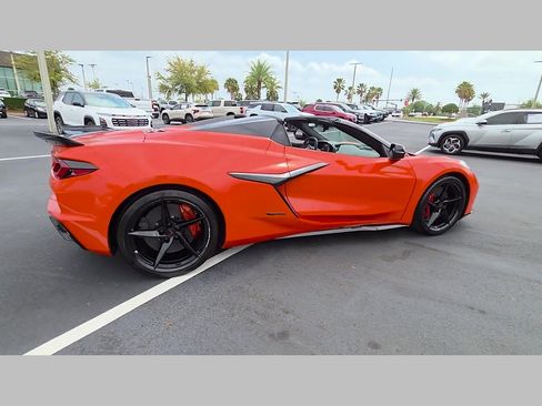 New 2026 Chevrolet Corvette E-Ray image 18