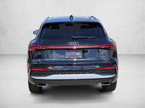 Certified 2025 Audi Q5 Premium w/ Convenience Package AWD/4WD image 6
