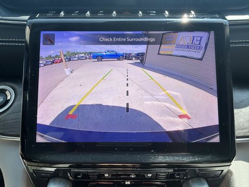 Used 2021 Jeep Grand Cherokee L Overland w/ Luxury Tech Group IV AWD/4WD image 25