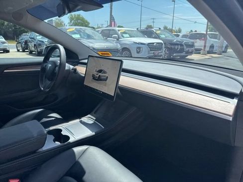 Used 2023 Tesla Model 3 Standard Range RWD image 21