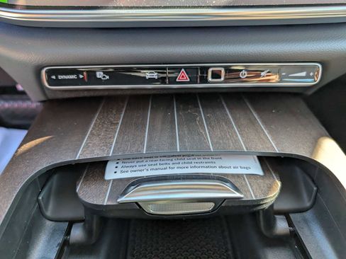 New 2026 Mercedes-Benz E 350 4MATIC Sedan image 23