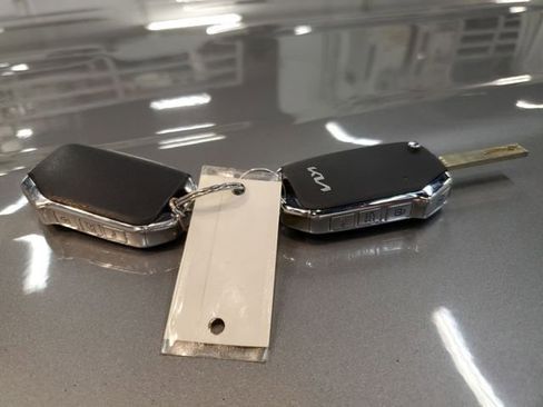 Used 2022 Kia Soul LX image 30