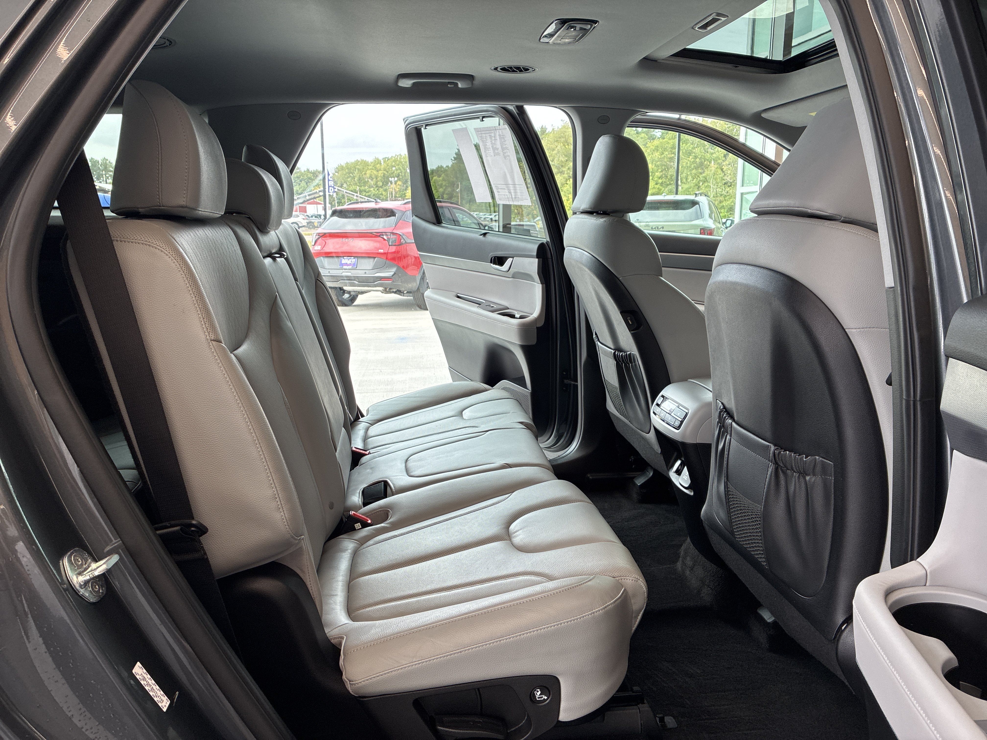Used 2021 Hyundai Palisade SEL AWD/4WD image 10