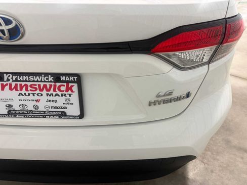Used 2023 Toyota Corolla LE w/ Carpet Mat Package (TMS) FWD image 18