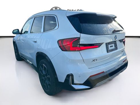New 2026 BMW X1 xDrive28i w/ Convenience Package AWD/4WD image 3
