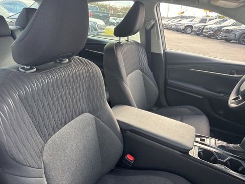 Used 2025 Toyota Camry LE image 12