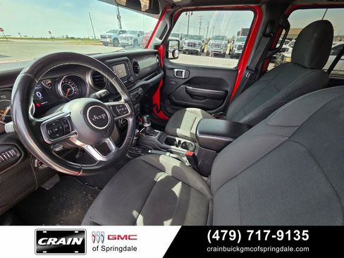 Used 2020 Jeep Gladiator Sport w/ Quick Order Package 24S AWD/4WD image 10