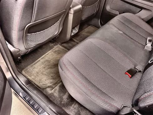 Used 2012 Chevrolet Equinox LT w/ Driver Convenience Package image 32