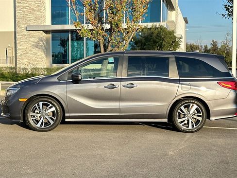 Certified 2023 Honda Odyssey Touring image 7