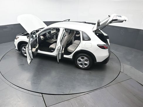 Certified 2023 Honda HR-V LX image 46