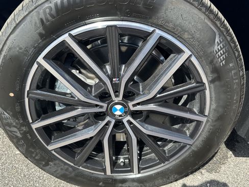 Used 2026 BMW X1 xDrive28i w/ Technology Package AWD/4WD image 11