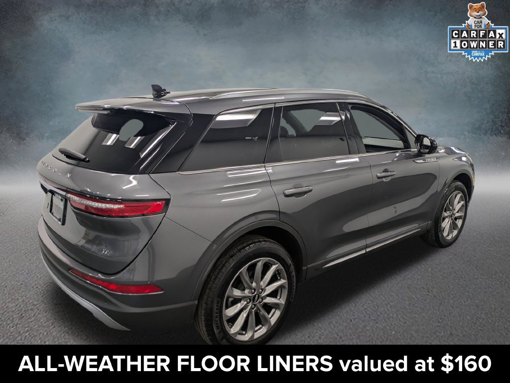 Used 2022 Lincoln Corsair AWD w/ Premium Package image 5