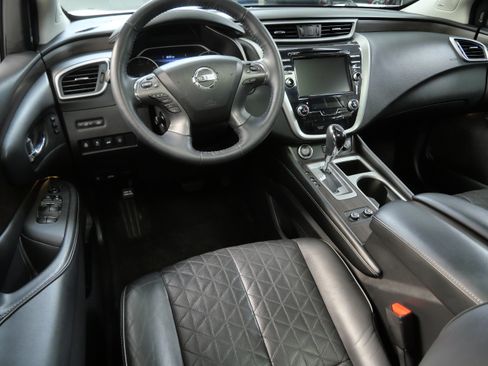 Used 2020 Nissan Murano Platinum w/ Cargo Package AWD/4WD image 2
