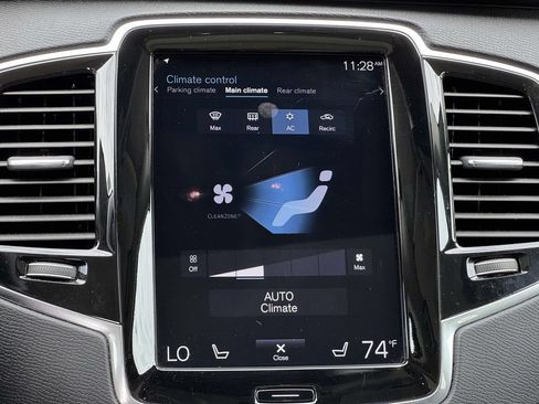 Used 2022 Volvo XC90 T6 Momentum w/ Advanced Package AWD/4WD image 5