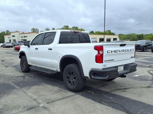 Used 2024 Chevrolet Silverado 1500 ZR2 w/ Technology Package image 5