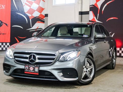 Used 2017 Mercedes-Benz E 300 4MATIC image 1