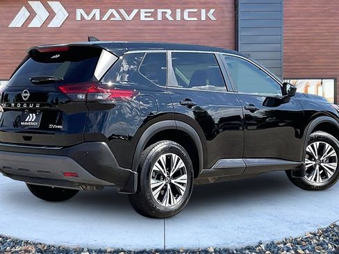 Used 2023 Nissan Rogue SV AWD/4WD image 5