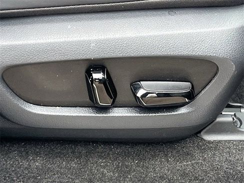 Used 2024 Lexus GX 550 image 31