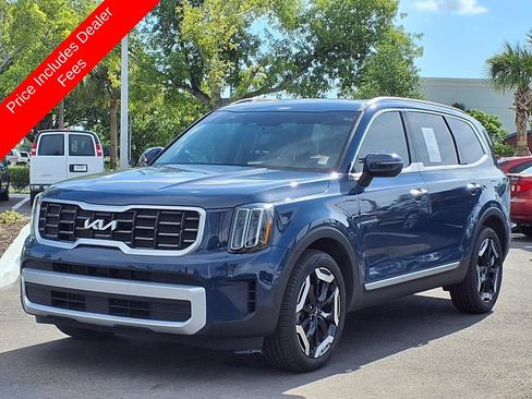 Used 2025 Kia Telluride S AWD/4WD image 3