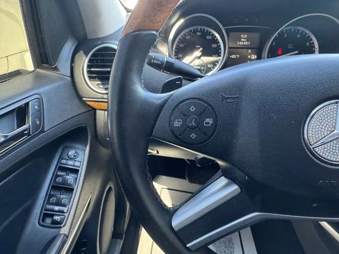 Used 2012 Mercedes-Benz GL 550 4MATIC image 27