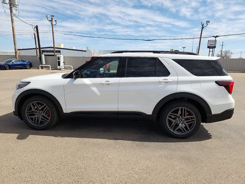 New 2026 Ford Explorer ST w/ Sun And Sound Package AWD/4WD image 2