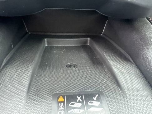 Used 2024 Chevrolet Blazer Premier w/ Enhanced Convenience Package image 39