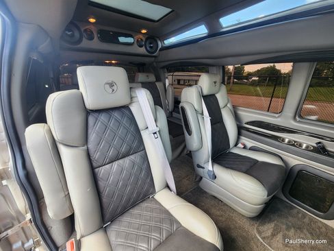 Used 2021 GMC Savana 2500 LS w/ Enhanced Convenience Package RWD image 50
